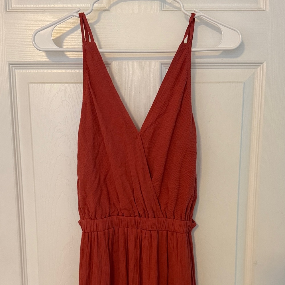 Lulu’s Open Back Sleeveless Dress
